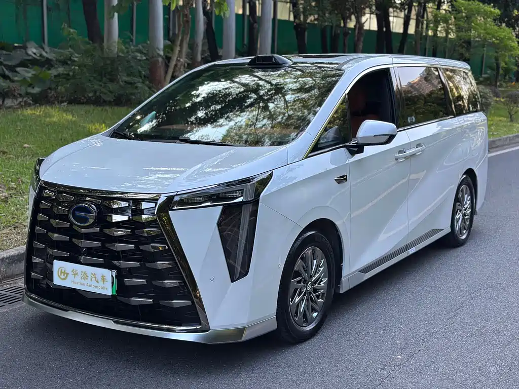 GAC Motor Trumpchi Xiangwang M8