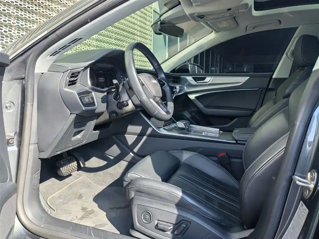 Audi A7 2024