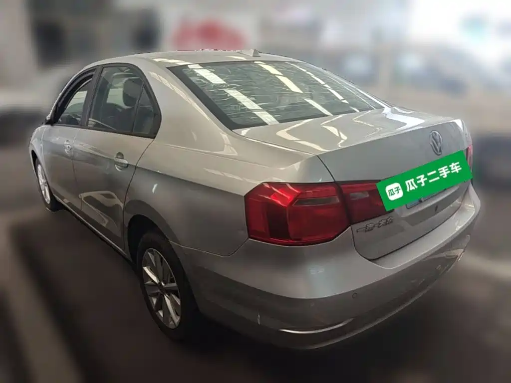 Volkswagen Jetta — миниатюра 7
