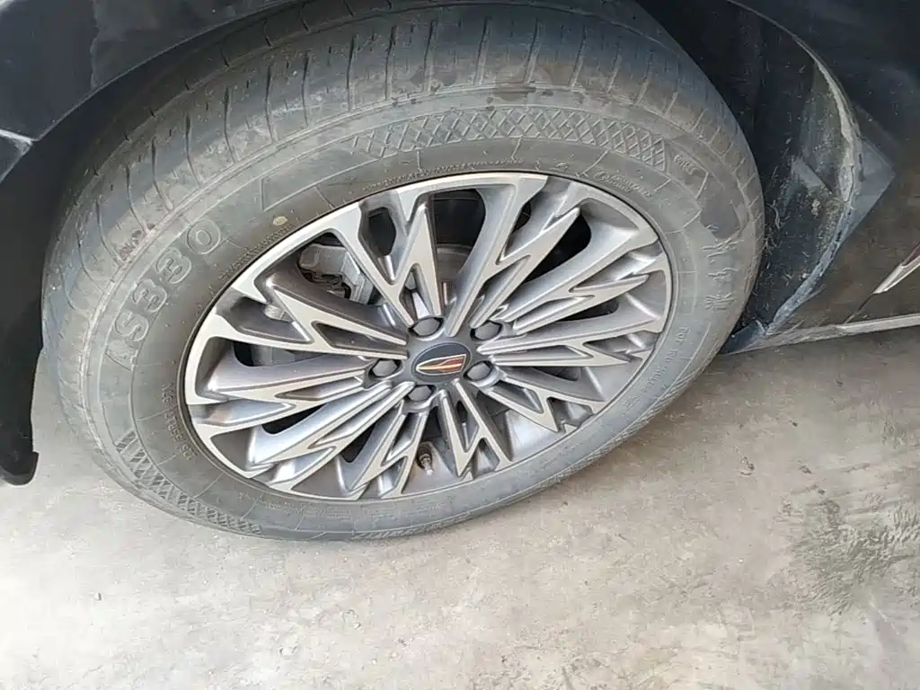 Hongqi Hongqi H5 — миниатюра 23
