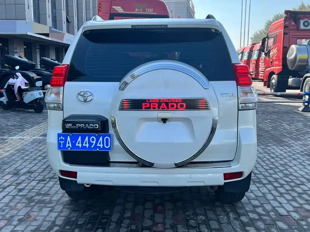Toyota Prado (Import) — миниатюра 8