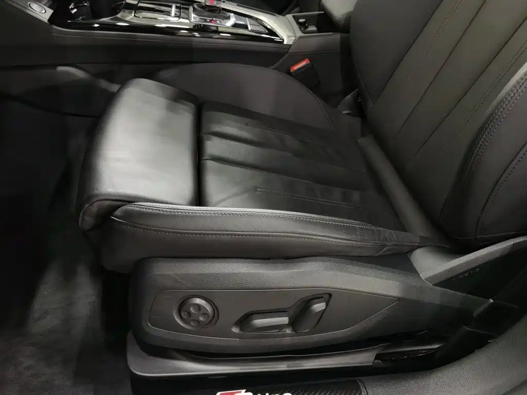 Audi A5 (Import) — миниатюра 20
