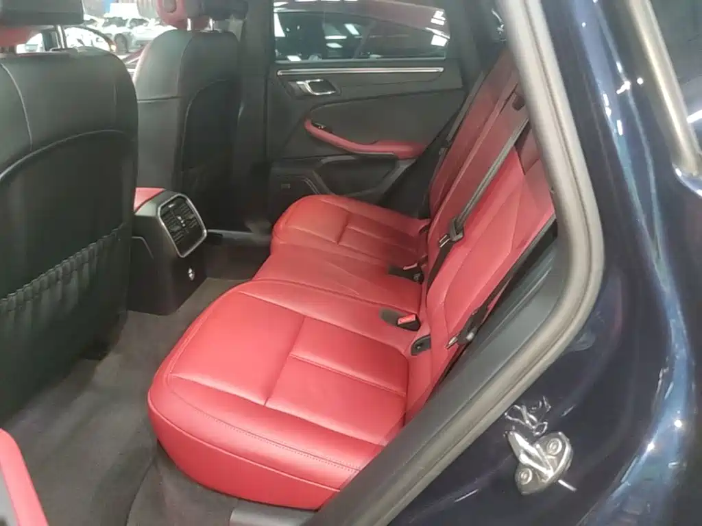 Porsche Macan — миниатюра 17