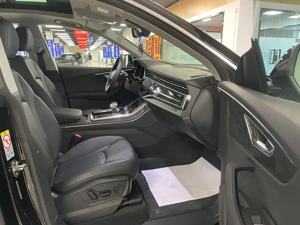 Audi Q8 — миниатюра 14