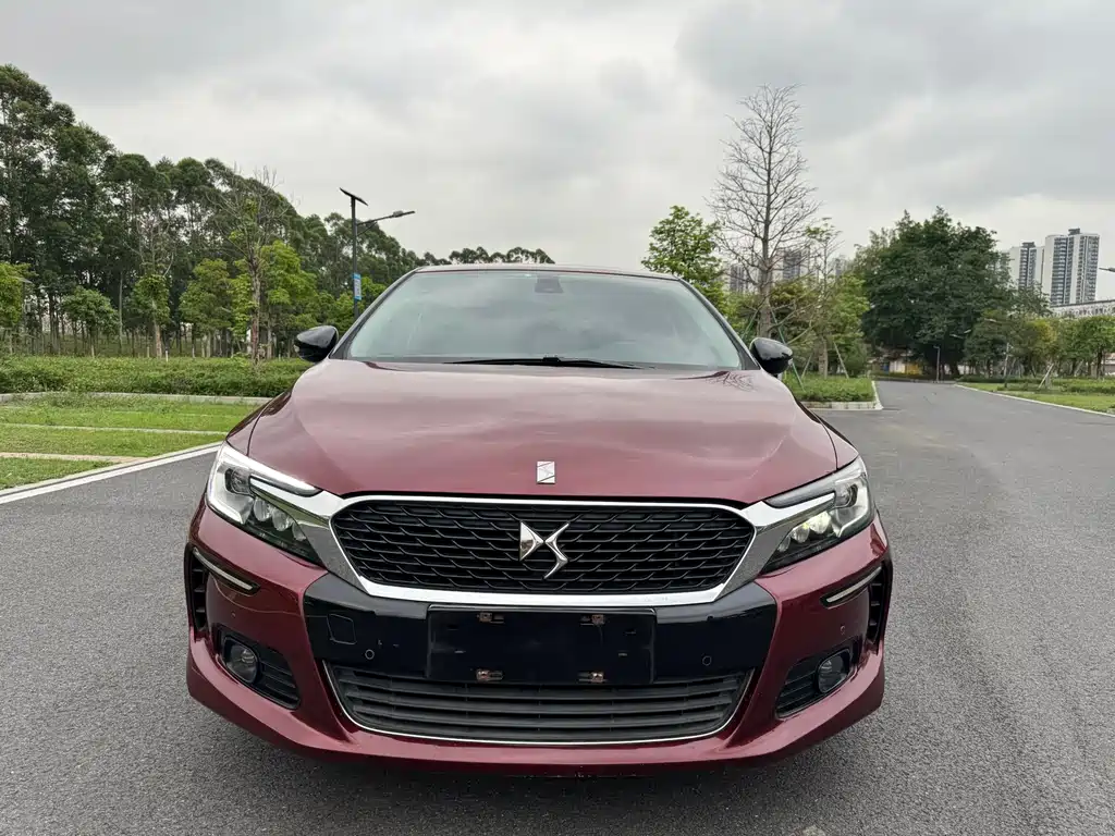 DS 4S 2016 1.6T AT Smart THP160