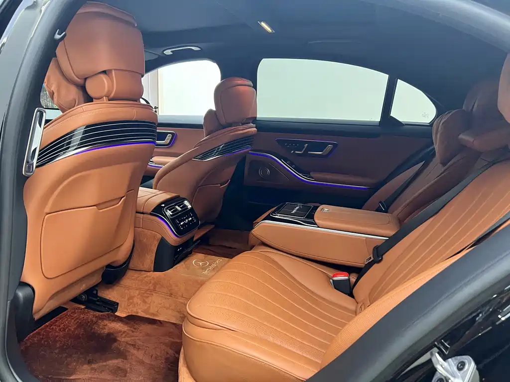 Mercedes-Benz S-Class — миниатюра 6