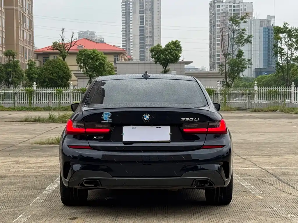BMW 3 Series — миниатюра 10