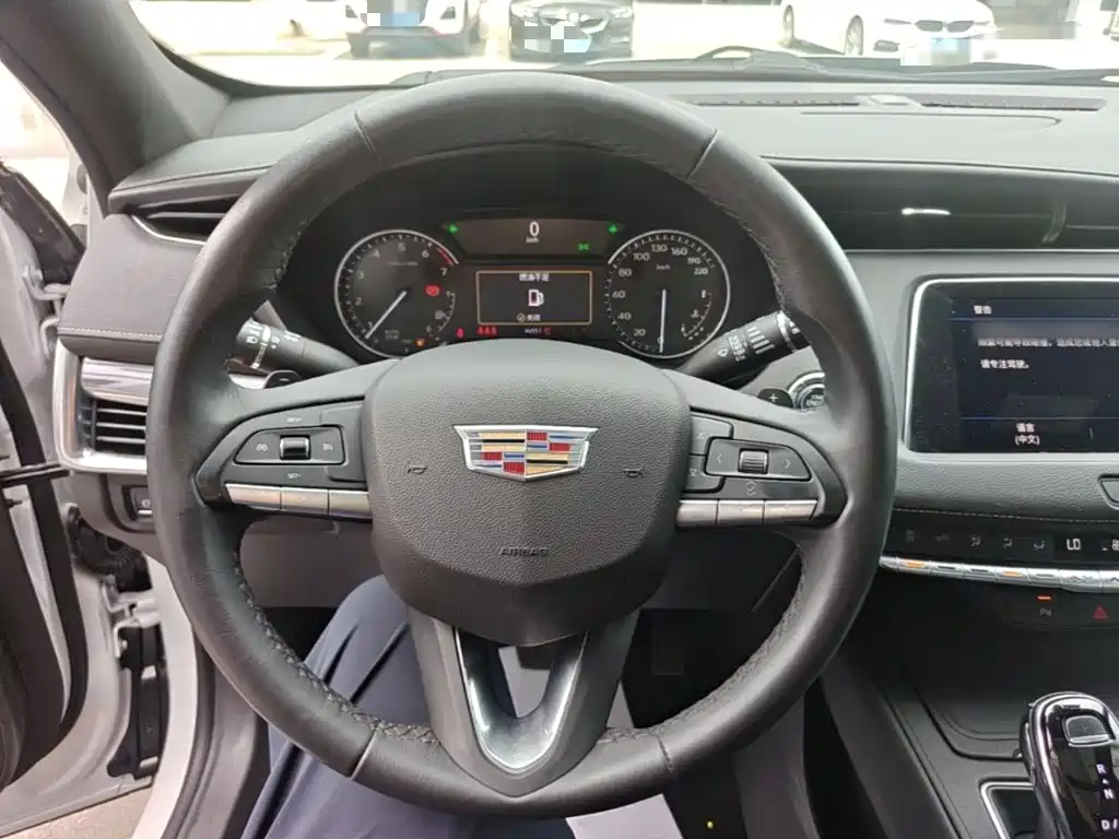 Cadillac XT4 — миниатюра 11