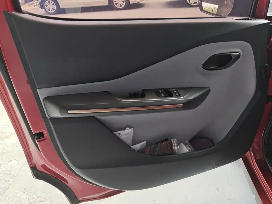 Baojun E200 — миниатюра 7