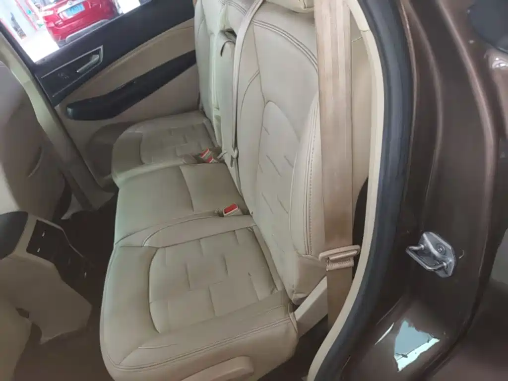Ford Edge — миниатюра 17
