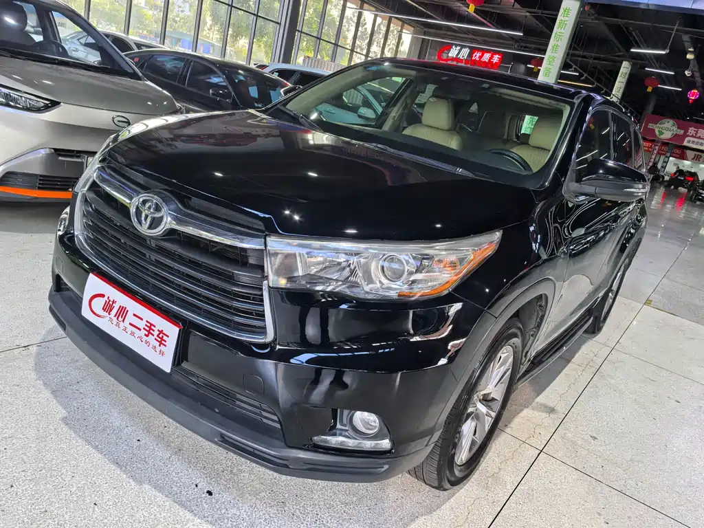 Toyota Highlander 2016