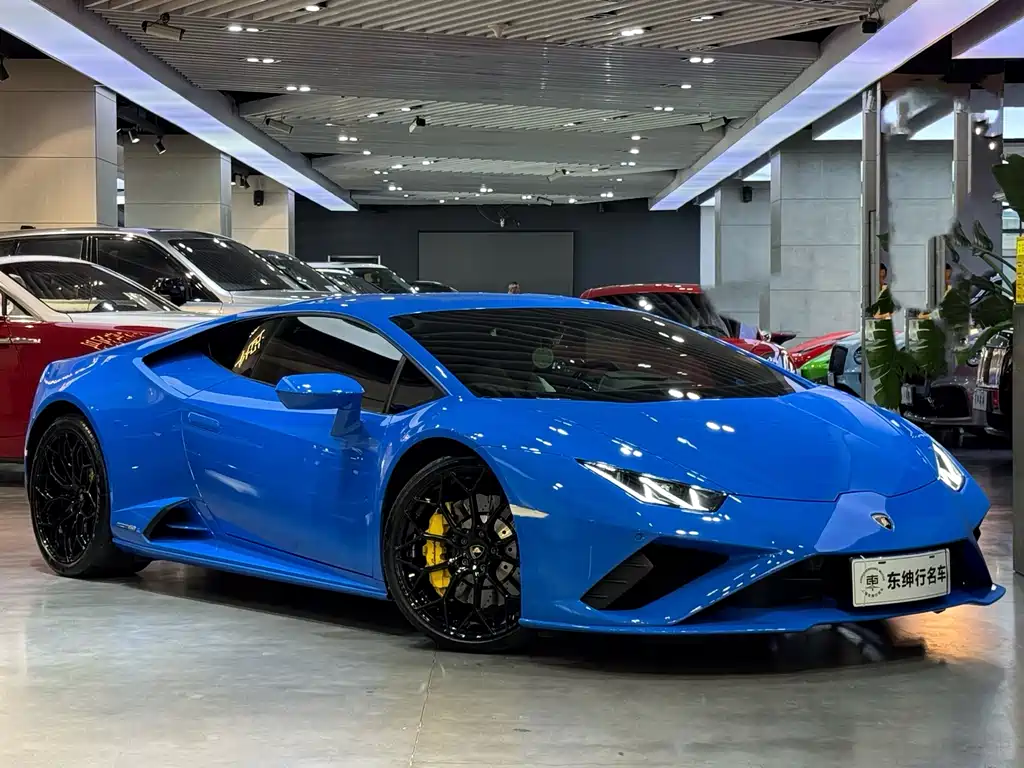 LAMBORGHINI HURACÁN