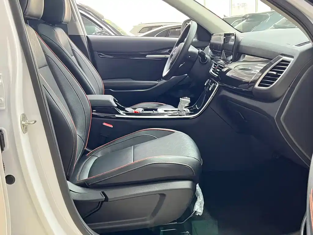 Kia Seltos — миниатюра 20