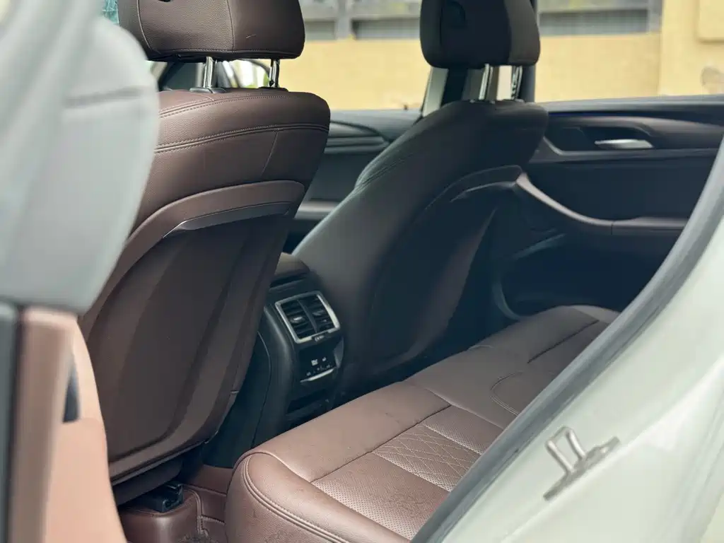 BMW X3 — миниатюра 13