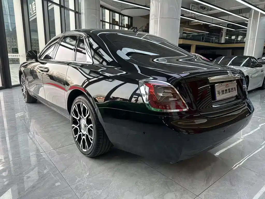ROLLS-ROYCE GUST
