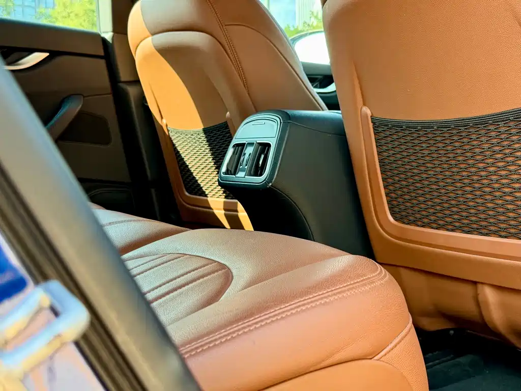 Maserati Levante — миниатюра 22