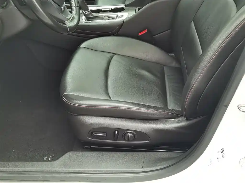 CHEVROLET MAI RUIBAO XL