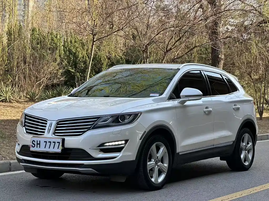 Купить Lincoln MKC
