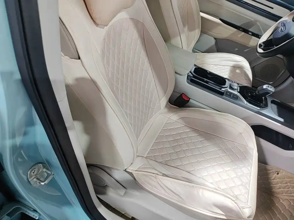 Geely Icon — миниатюра 25