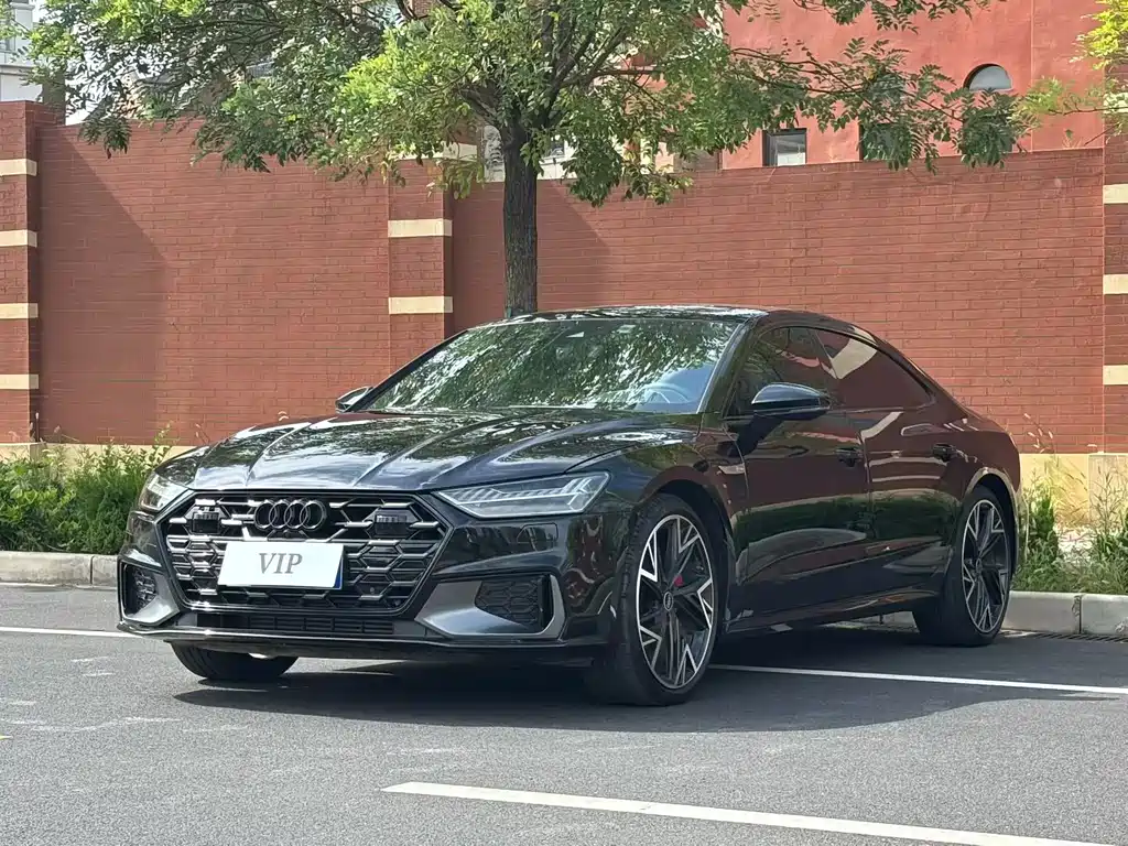 Audi A7L