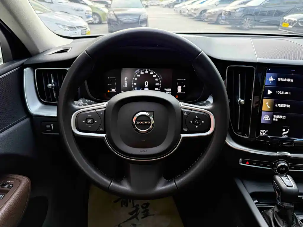 Volvo XC60 — миниатюра 9