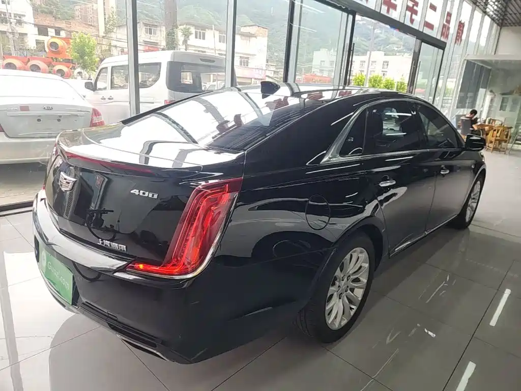Cadillac XTS — миниатюра 7