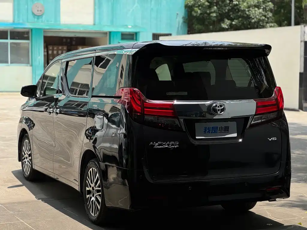 Toyota Alphard 2018 3.5L Luxury