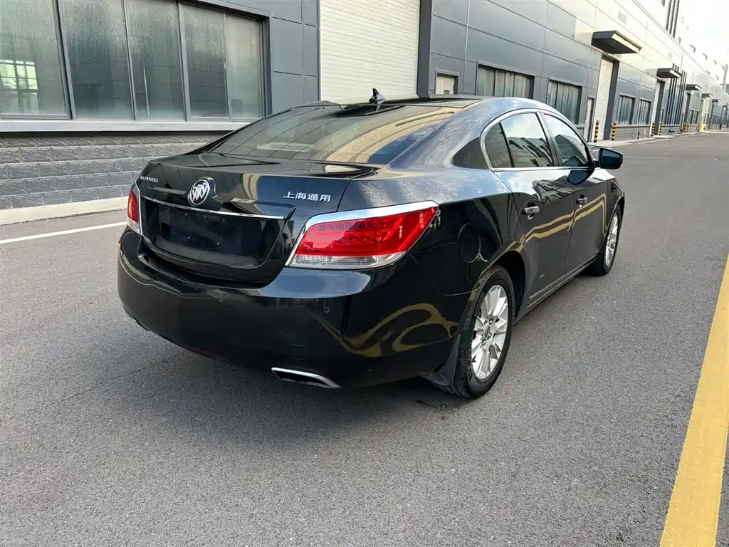 Buick LaCrosse 2012 2.4L SIDI