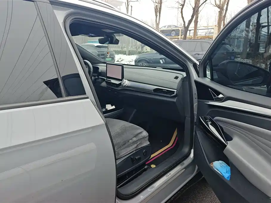 VOLKSWAGEN ID.4 CROZZ