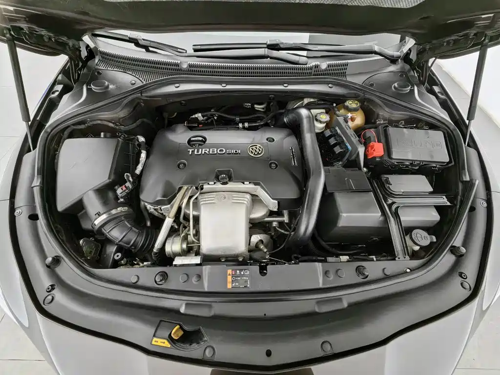 Buick LaCrosse — миниатюра 6
