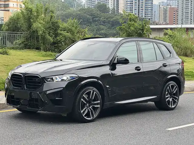 BMW X5 M 2024