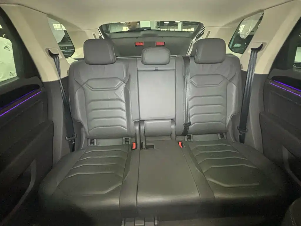 Volkswagen Touareg — миниатюра 21