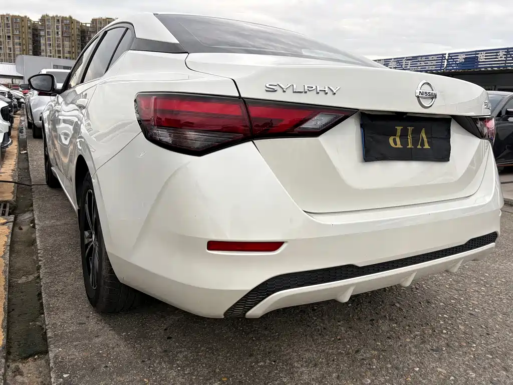 Nissan Sylphy — миниатюра 6