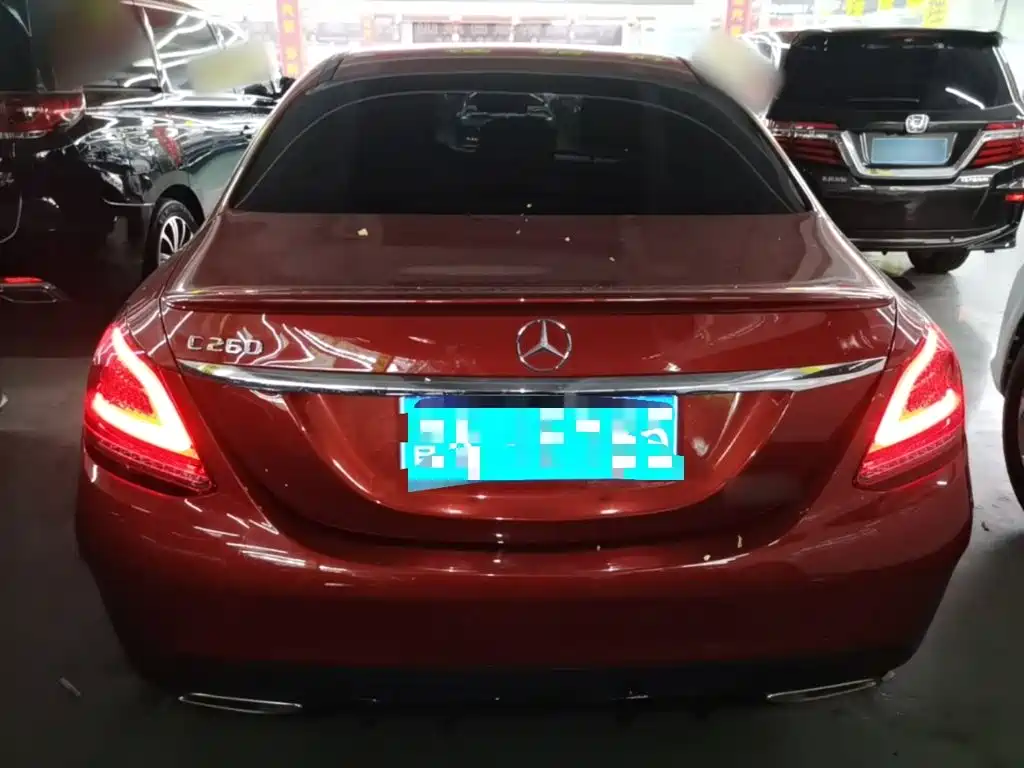 Mercedes-Benz C-Class — миниатюра 6