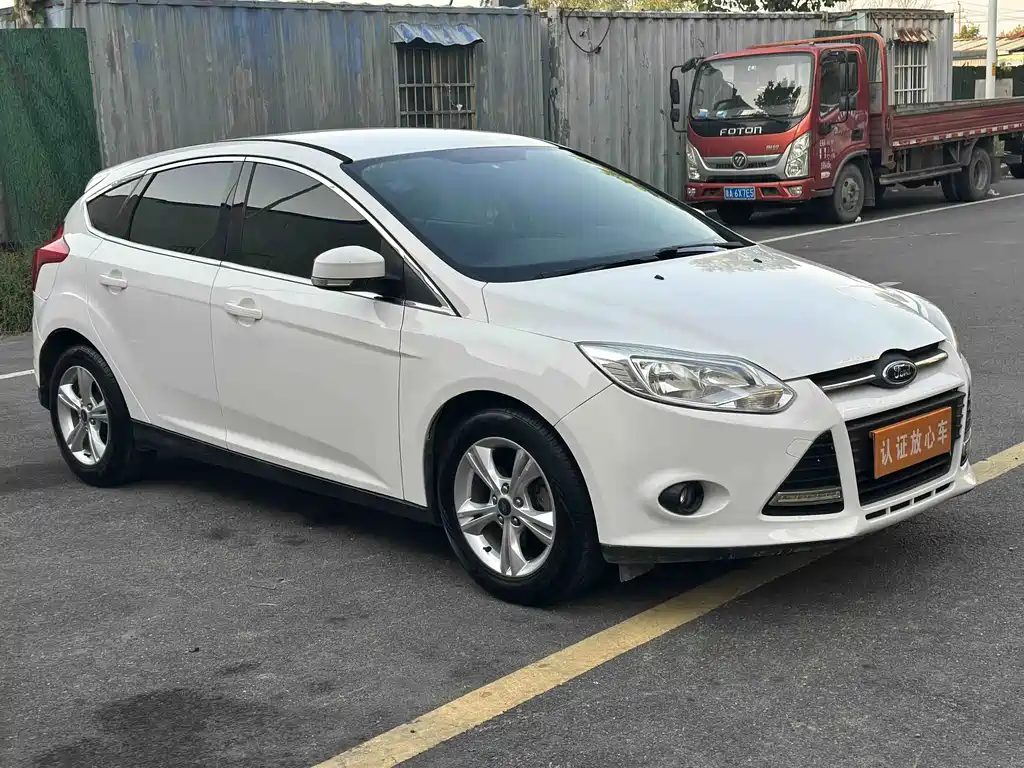 Ford Focus — миниатюра 8