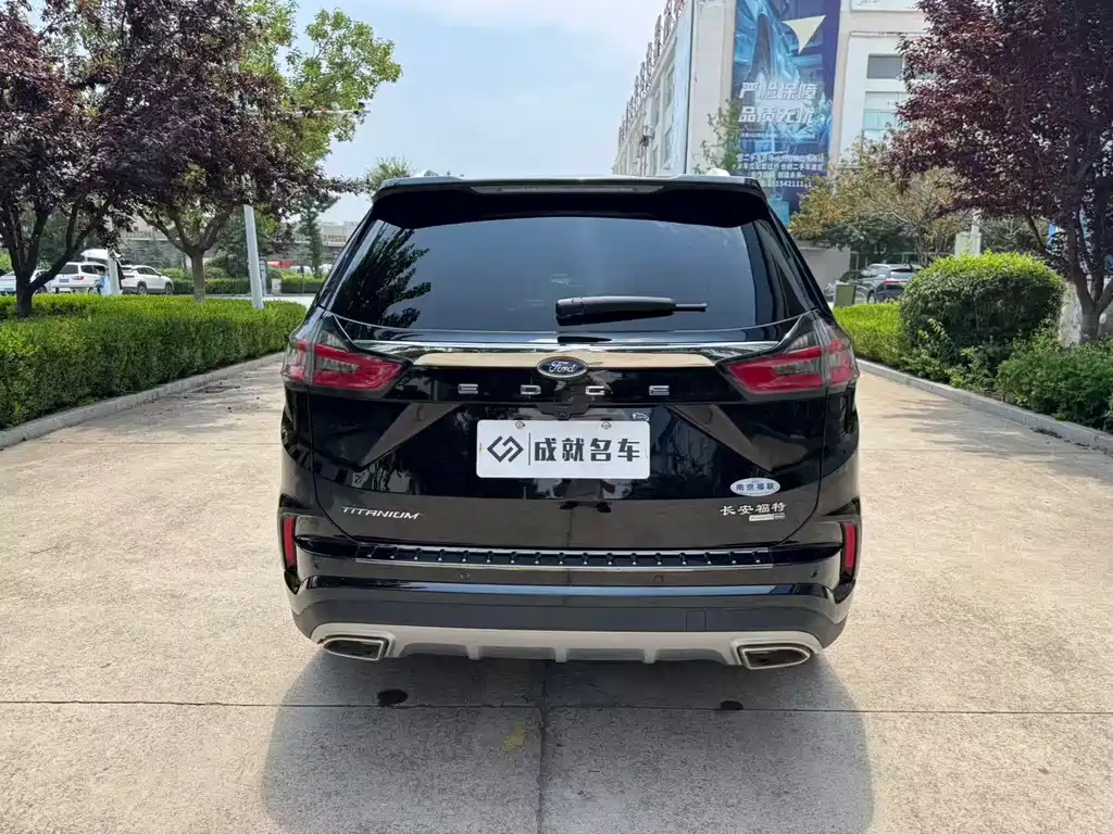 Ford Edge — миниатюра 10