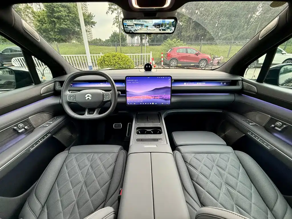 NIO ES8 — миниатюра 12