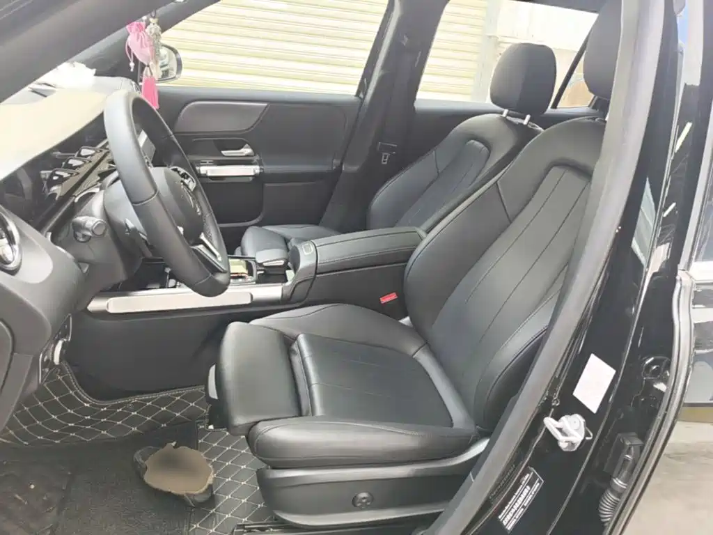 Mercedes-Benz GLB — миниатюра 15
