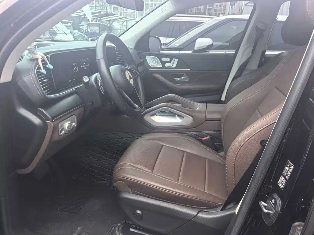 Mercedes-Benz GLE (Import) — миниатюра 5