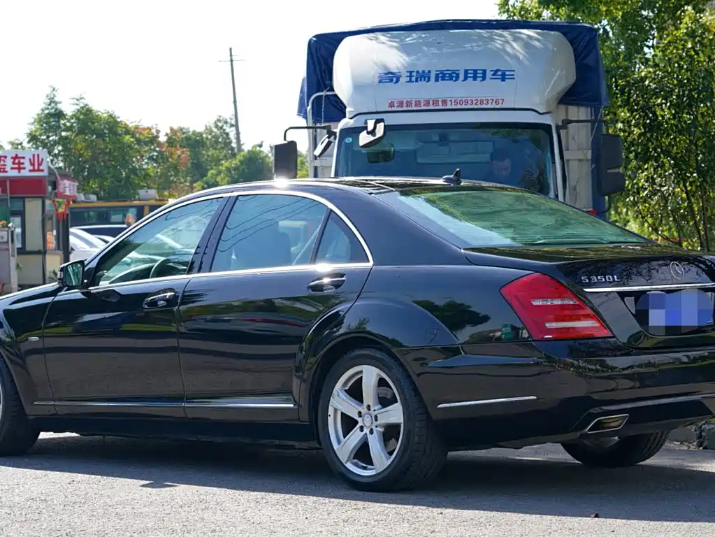 Mercedes-Benz S-Class — миниатюра 3