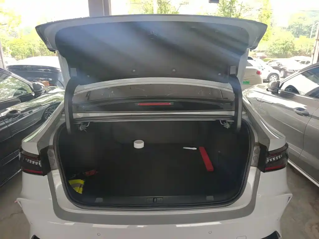 Chery Arrizo 8 — миниатюра 19