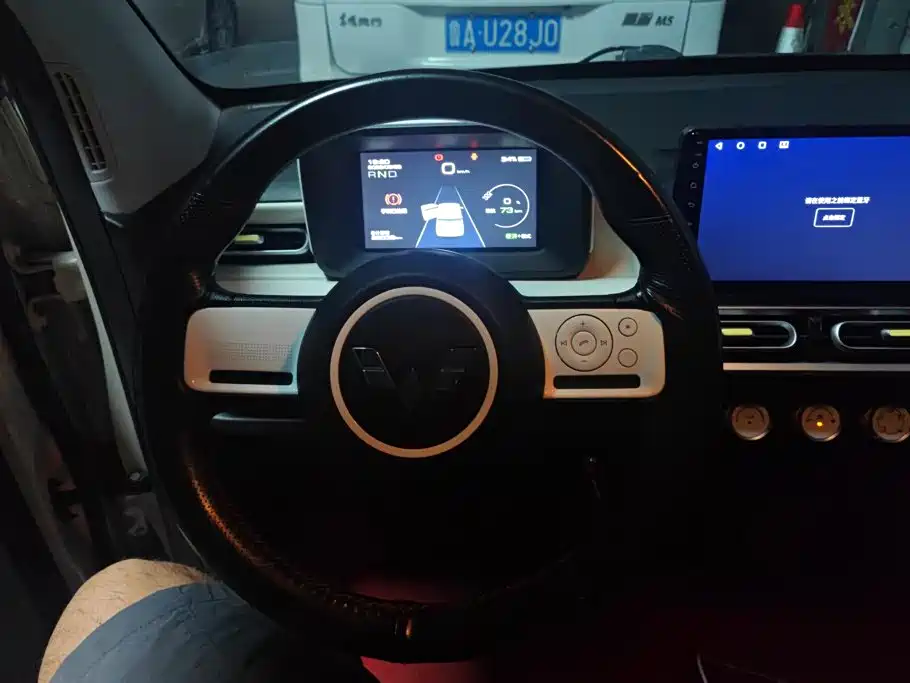 Wuling MINIEV — миниатюра 15
