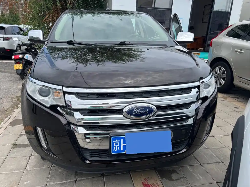 Ford Edge (Import) — миниатюра 3