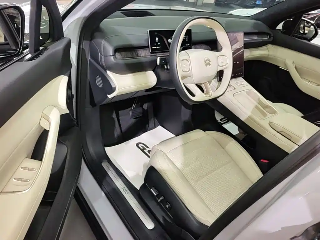 NIO ES6 — миниатюра 16