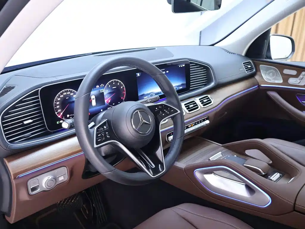 Mercedes-Benz GLE (Import) — миниатюра 11