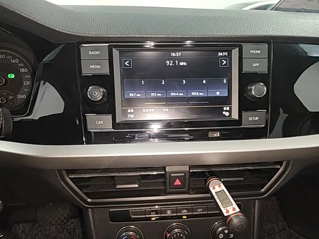 Volkswagen Lavida — миниатюра 13