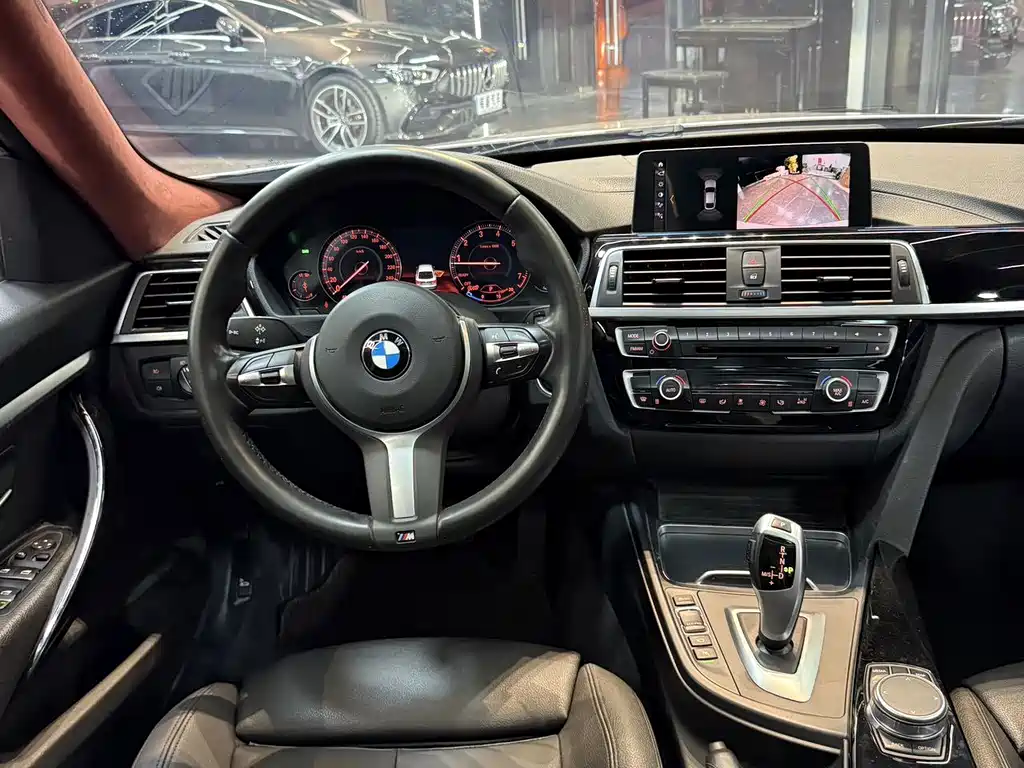 BMW 3 Series GT — миниатюра 10