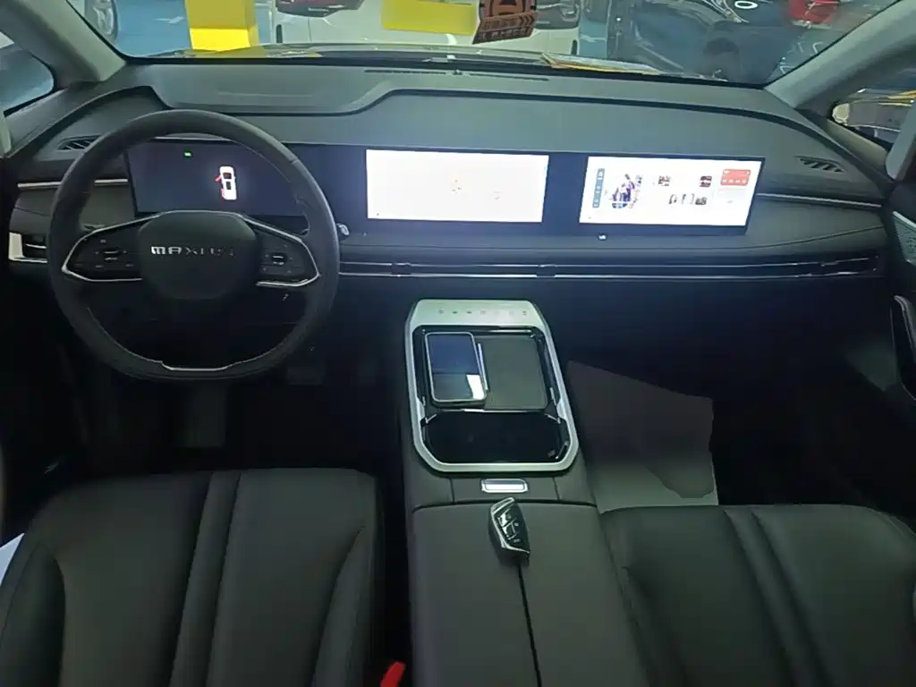 MAXUS G70 — миниатюра 10