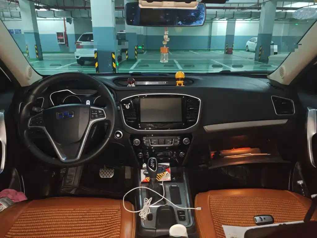 Geely Vision X6 — миниатюра 10