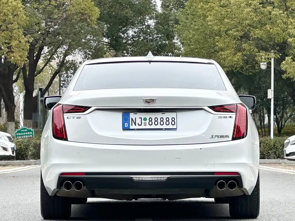 Cadillac CT6 2022 28T